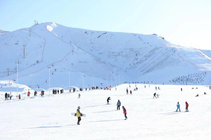 未来，冰雪旅游将成为旅游产业新的增长点！